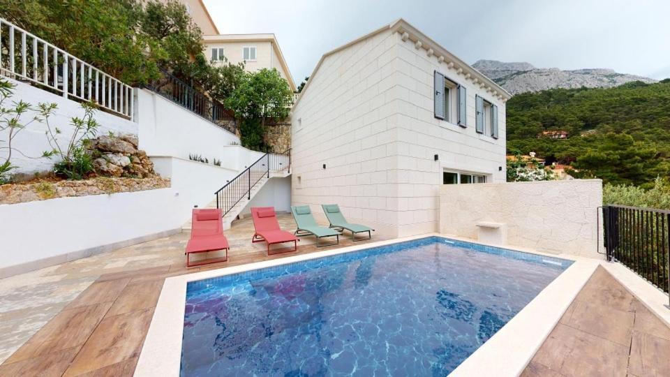 Gemuetliche Villa Mit Pool بريلا المظهر الخارجي الصورة